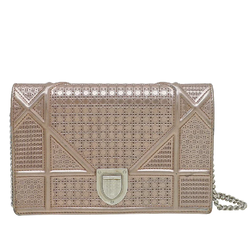 Christian Dior Light Pink Microcannage Diorama Wallet On Chain