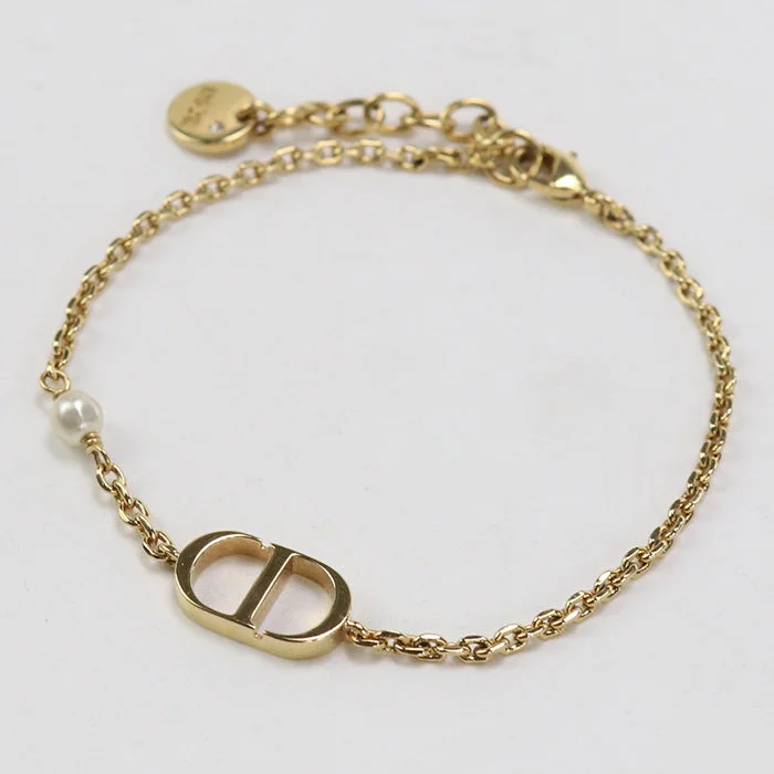 Christian Dior B1310PTCRS D301 Bracelet Petite CD Bracelet Gold Plated. Fake pearl gold Women