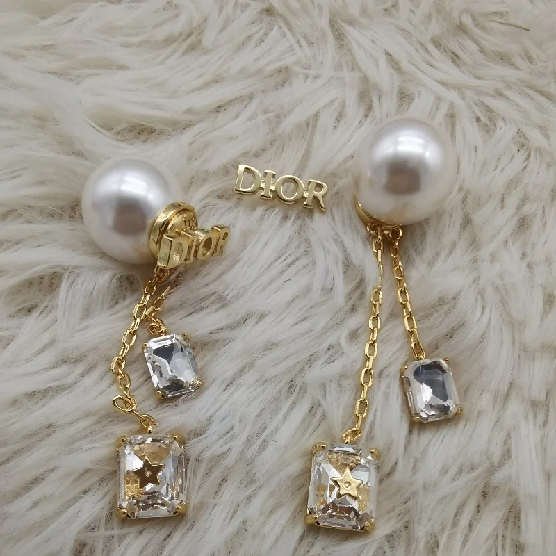 EN - Lux Earring Christian Dior 015