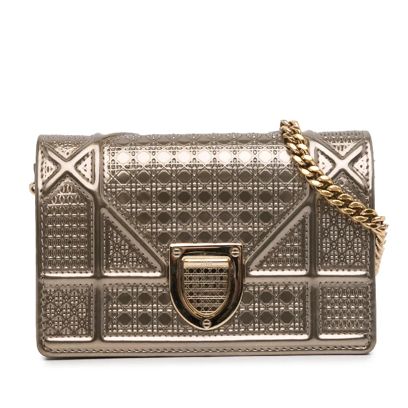 Dior Baby Patent Microcannage Diorama Wallet on Chain (SHG-Cem0dN)